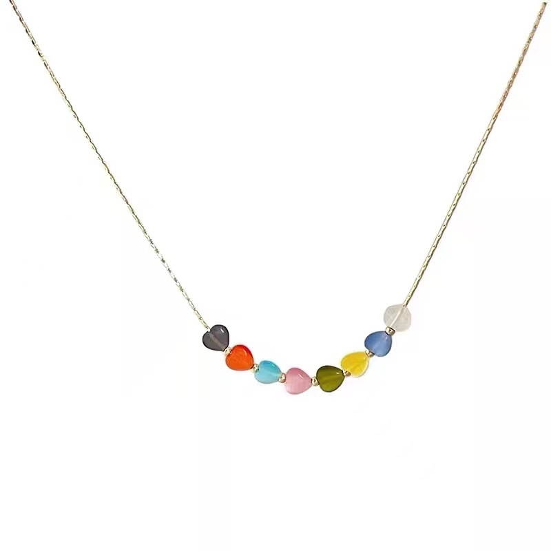 Colorful heart-shaped resin necklace for women, a simple and trendy Instagram brand in summer, a versatile accessory that is fashionable and individual, and a popular collarbone chain Item Picture