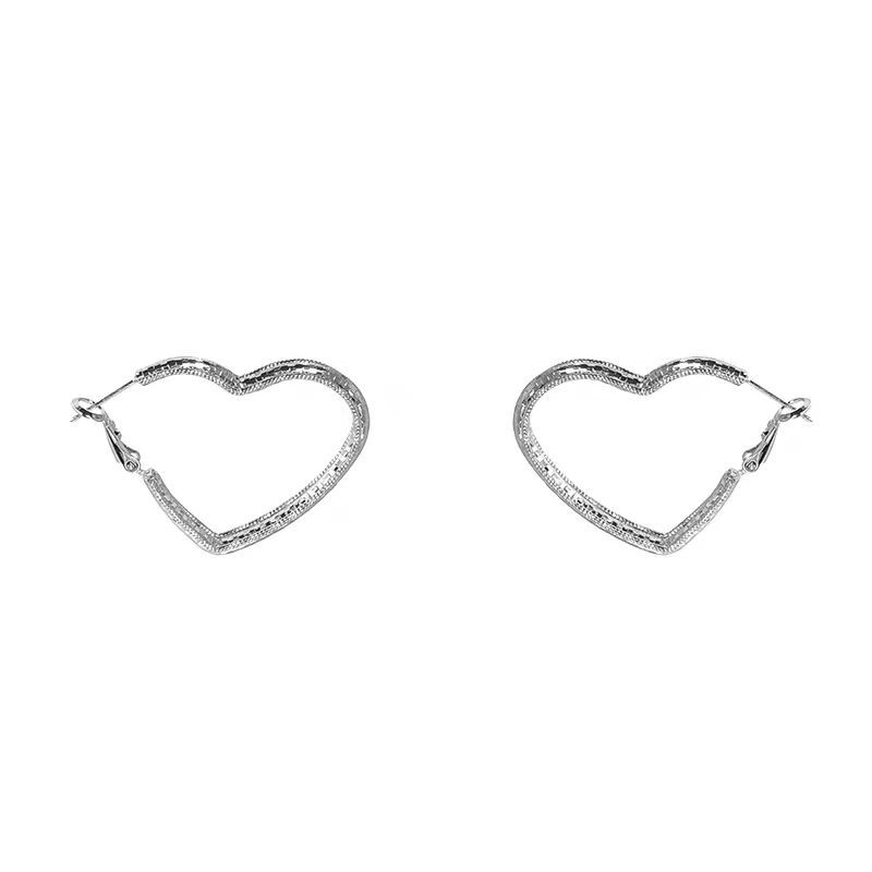 Sweet and cool, spicy girl, big heart-shaped ear rings, women's light luxury, niche, unique and high-end earrings, earrings and stud earrings suitable for autumn and winter Item Picture