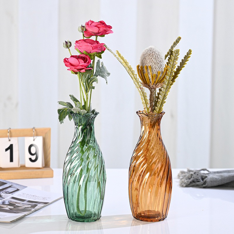 Colorful drawstring glass vase, Ins-style Nordic transparent water-grown lucky bamboo, living room home dried flower and fresh flower vase Application Scenario