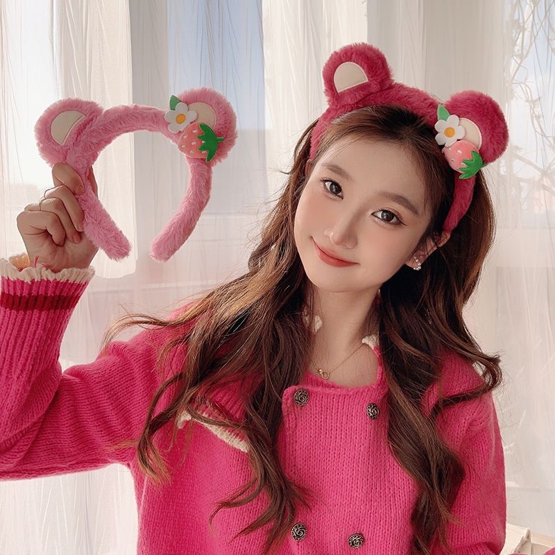 Cute face-washing hair band for tying hair, special headband for girls' autumn and winter plush mask application, strawberry ear hairpin headwear details Picture