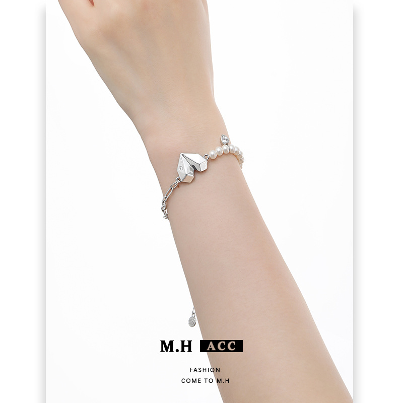 Pearl antique silver origami heart-shaped bracelet, an original, niche and cold style fashionable commuting accessory for women in summer Specification drawing
