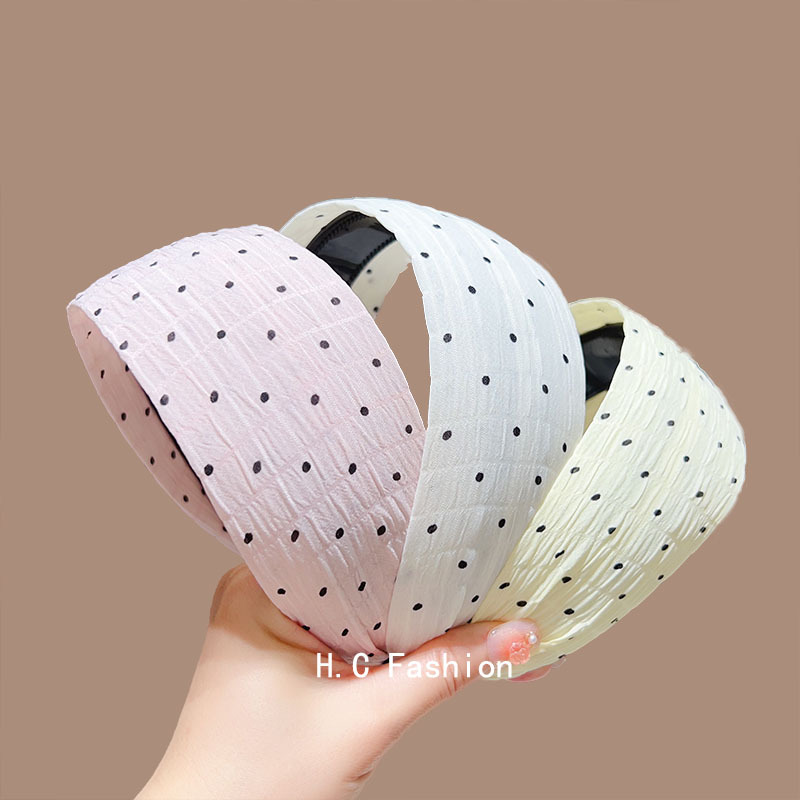 Wide-brimmed black and white polka dot small floral hair band for pressing hair and washing face, high-end, fashionable and stylish headband, new hair accessory Specification drawing