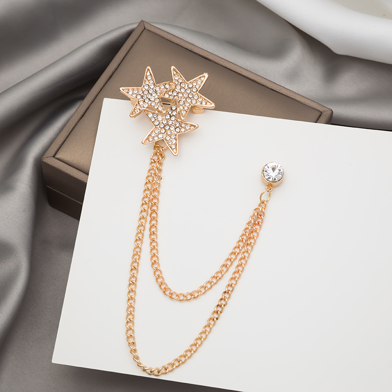 European and American fashion, individual, diamond-encrusted, shining star chain brooch, grand collar pin, badge clothing accessories details Picture