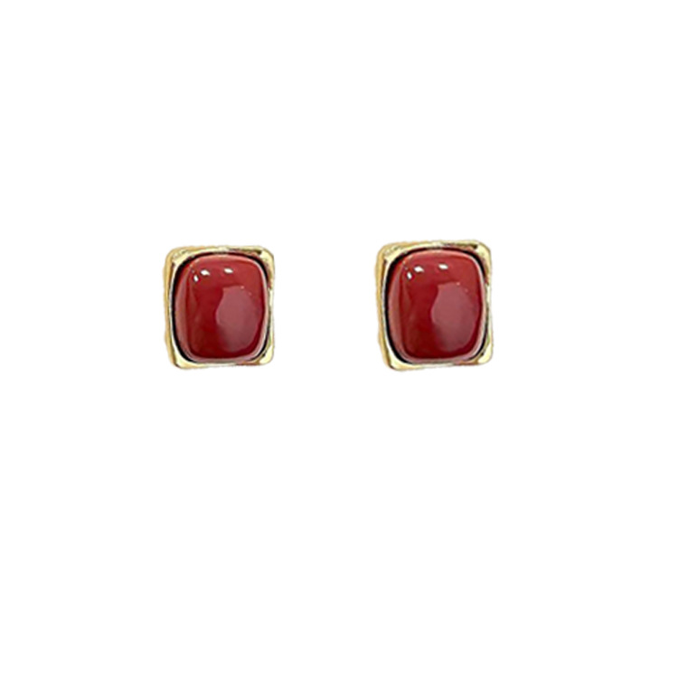 New Spring/Summer 2025 stylish red bean-shaped stud earrings for women, simple and retro, versatile geometric earrings, festive for the New Year Item Picture