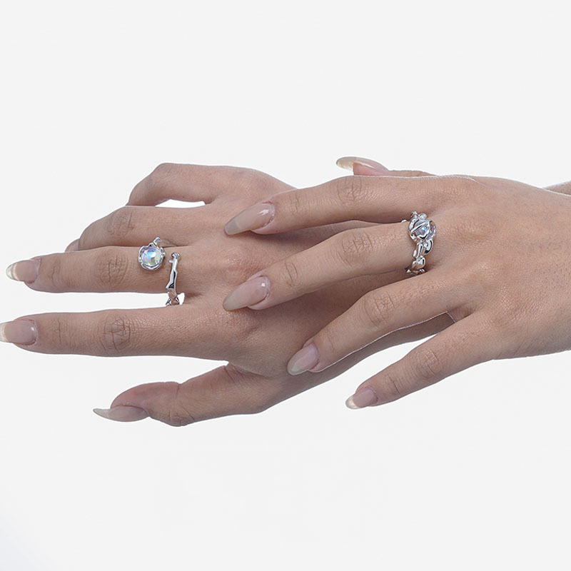 Punk-style personalized textured moonstone open ring, a niche design for women, an ins cold style light luxury food ring Application Scenario