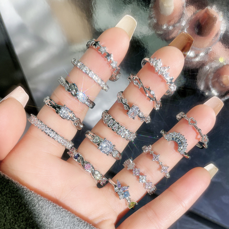 This exquisite, compact and simple zircon open ring is a niche design for women. It can be worn in layers and is versatile, fashionable and cool Application Scenario