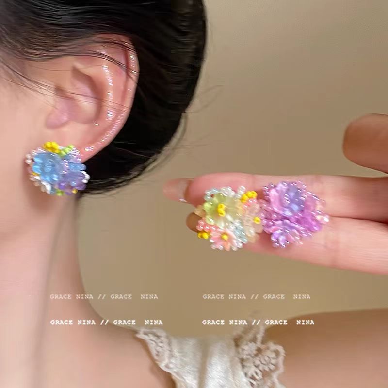 A bouquet of dopamine on the ear, a sweet summer atmosphere, sweet flower stud earrings, a girlish heart, handcrafted, youthful, colorful earrings full figure