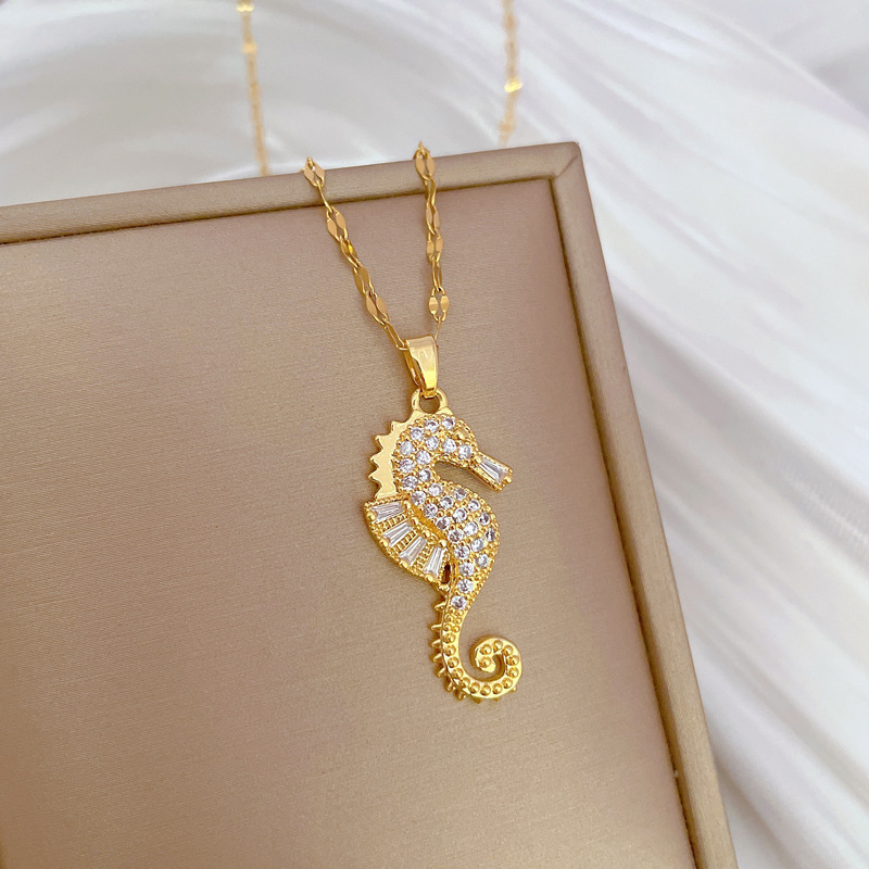 【 Titanium Steel 】 Little Seahorse animal, light luxury, elegant, full diamond necklace, versatile for women, collarbone chain, titanium steel chain Application Scenario