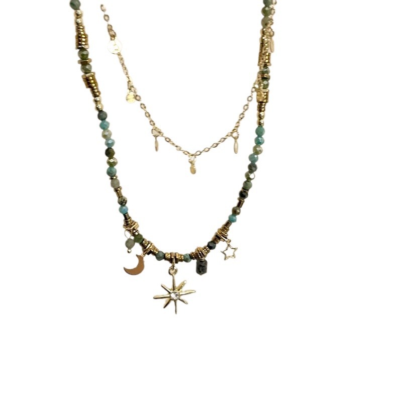 A retro beaded stacked necklace for women, a light luxury and niche Bohemian sunflower collarbone chain neck accessory Item Picture