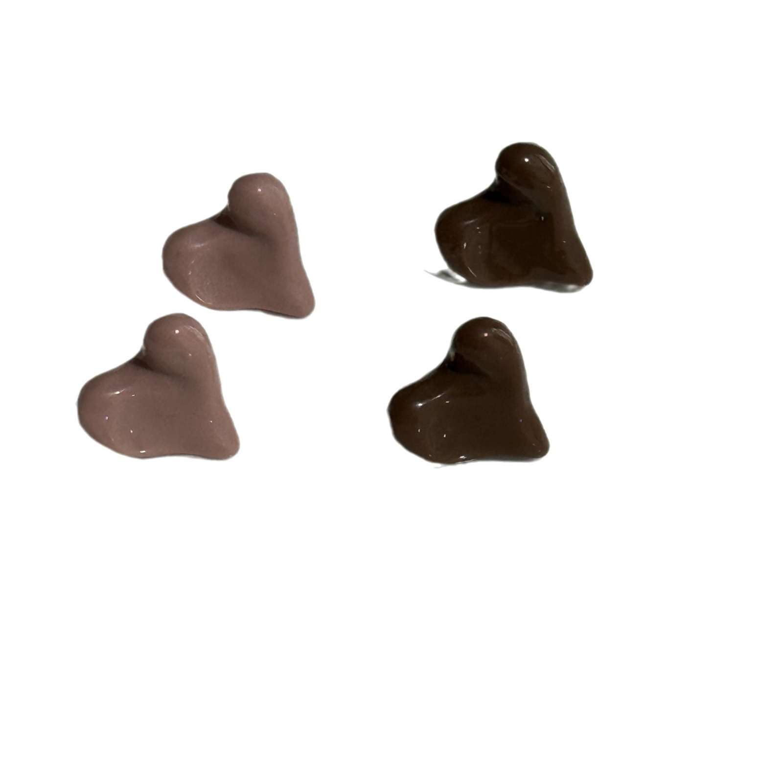 Solid color irregular heart-shaped stud earrings, sweet and girlish, simple and versatile earrings for women, ins trend, 2025 new style Item Picture
