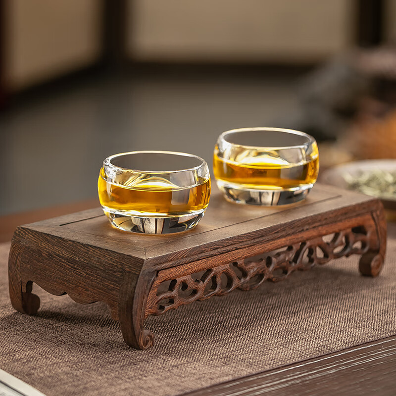 Household lead-free glass tea cups, crystal master cups, non-hot finger cups, wholesale commercial high-appearance-level tea cups Application Scenario