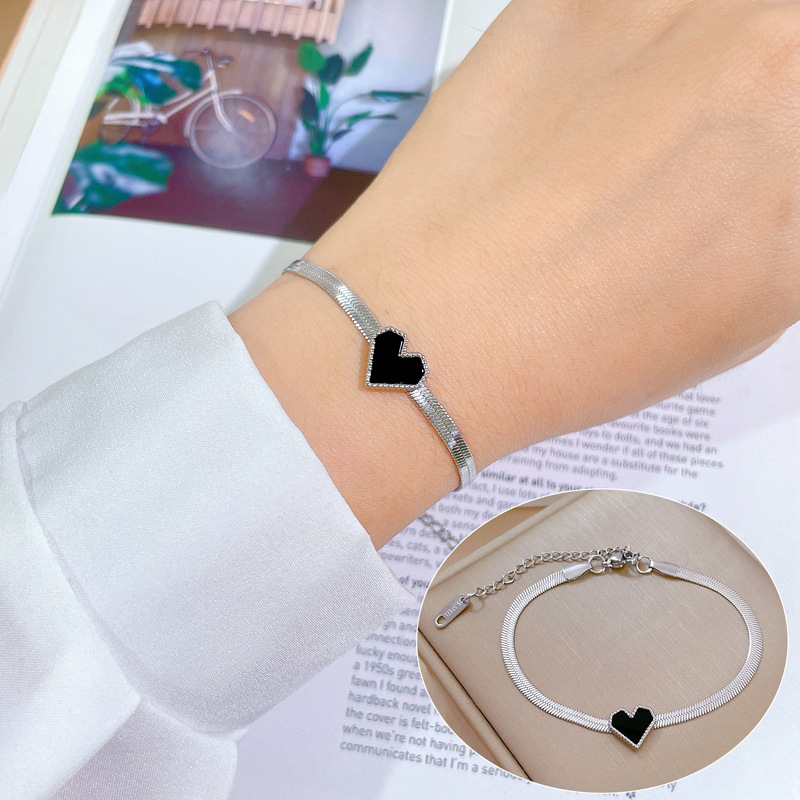 【 All-titanium Steel 】 Dongdaemun's unique heart-shaped snake chain, round bead, inner gold bracelet, female Internet celebrity, retro best friend Specification drawing