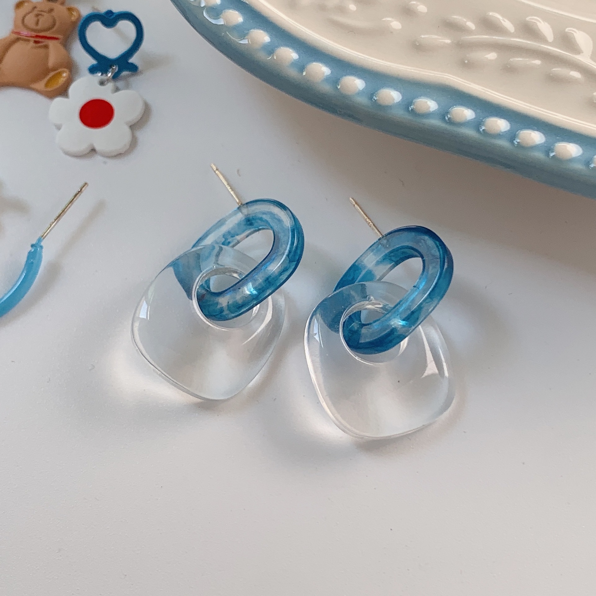Blue Series ~ Fresh and delicate flower butterfly earrings, Korean-style stylish heart-shaped stud earrings, trendy and fashionable design for women on Instagram details Picture
