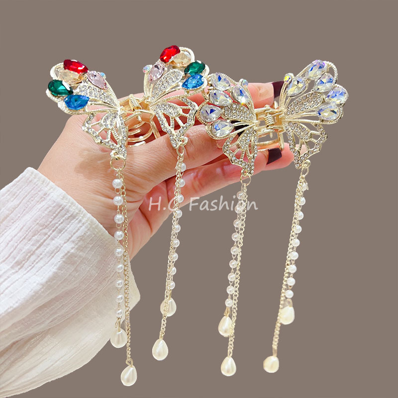 A new exquisite and niche female half-tied hair clip with a shark clip on the back of the head, featuring a butterfly pearl tassel details Picture