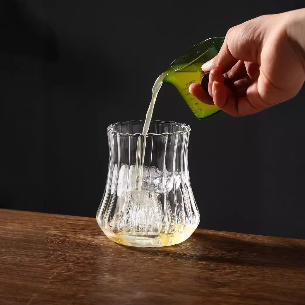 Simple large-bellied wide-mouthed glass cups, fruit tea cups, beverage milk tea cups, latte coffee cups, bar cocktail cups details Picture
