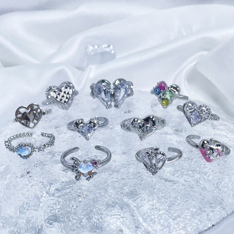 Sweet and cool, light luxury, heart-shaped zircon open ring, elegant and sophisticated, simple and individual, trendy index finger ring accessories full figure