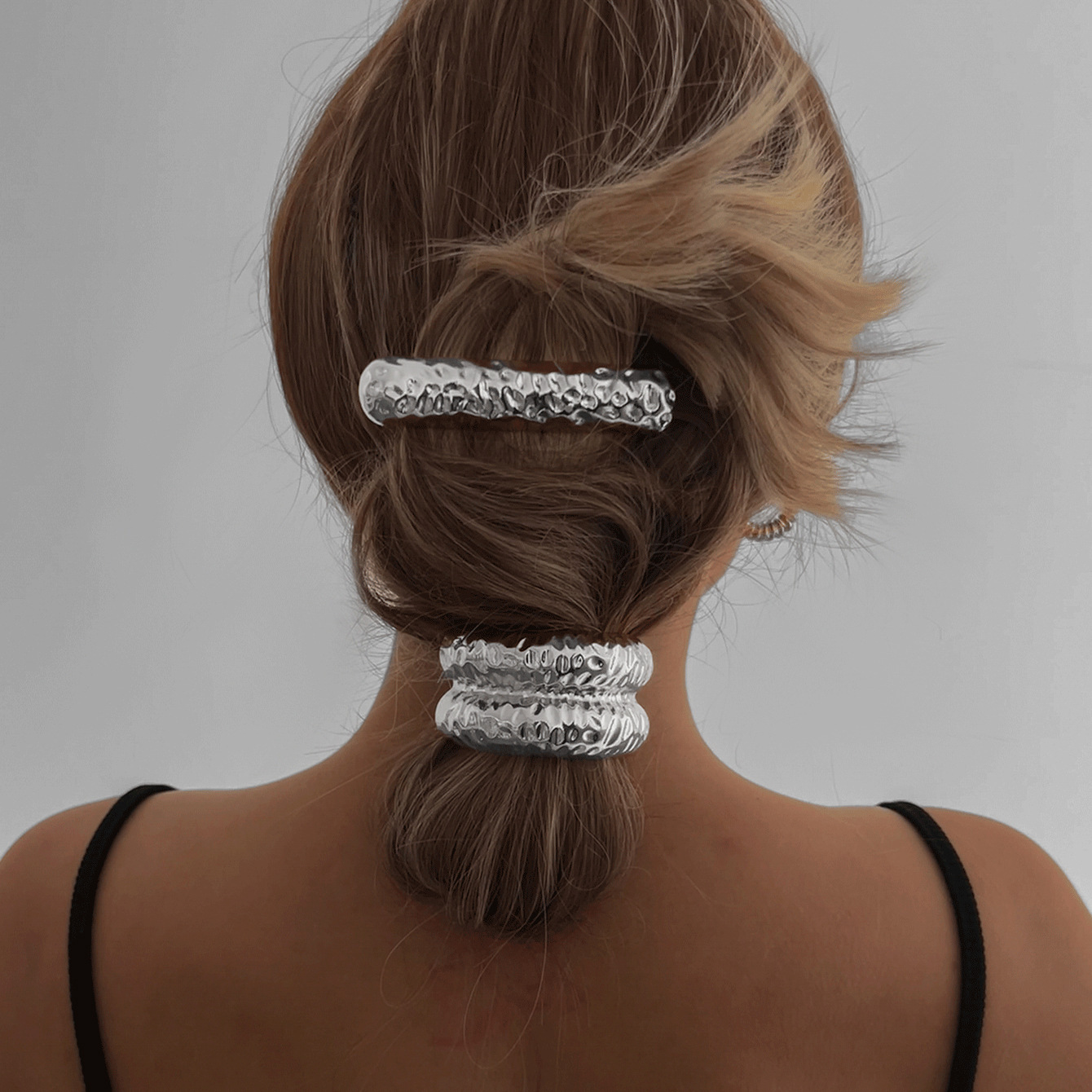 European and American cross-border accessories, personalized metal elastic hair bands, versatile for women, cold style hair ties, geometric updo hair accessories wholesale details Picture