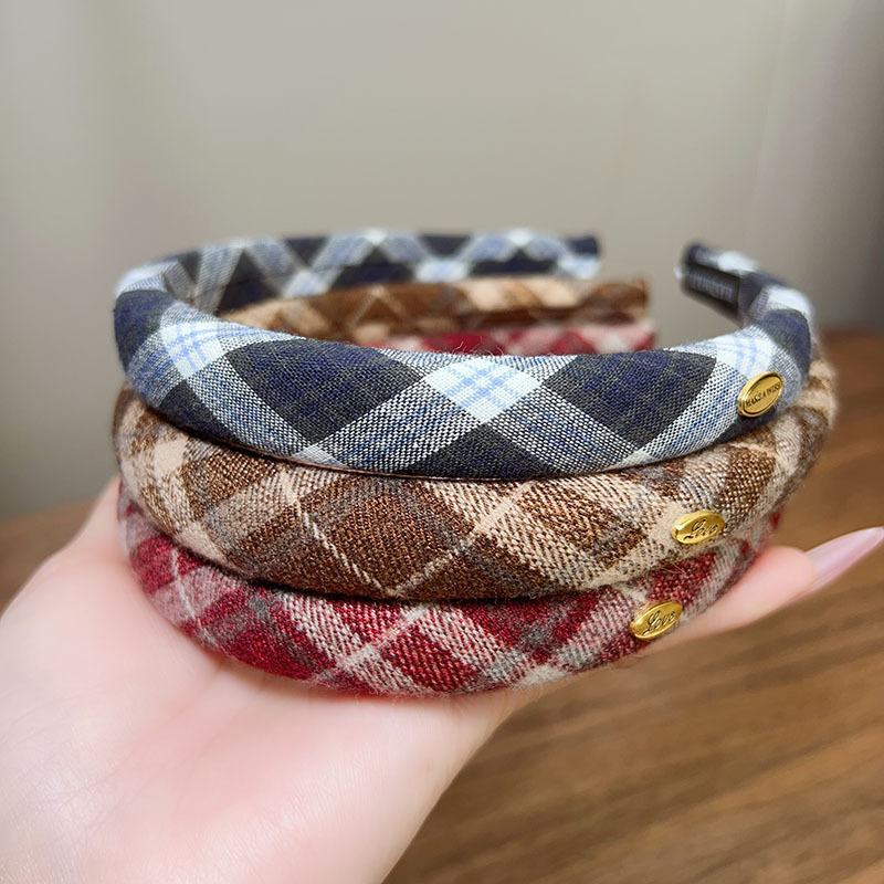 Autumn and winter checkered hair bands, sweet girl, blast furnace top sponge hair bands, retro high-end pressure-sensitive hair clips, new headwear details Picture