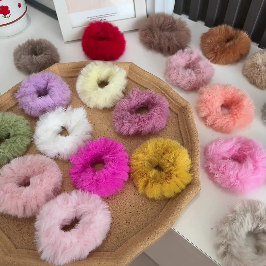 Cute rabbit ears, plush hair bands, children's hair ties, hair bands, night market stalls, hair bands, rubber bands, ladies Application Scenario