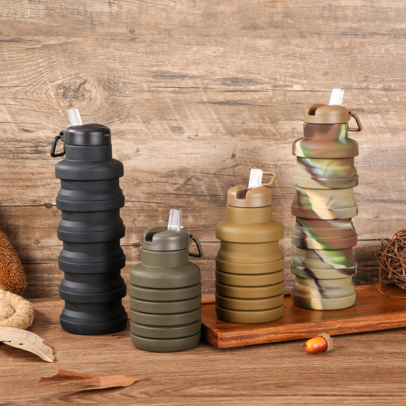 Food-grade silicone sports outdoor water bottle from the manufacturer, portable handle folding water cup with spout, telescopic water bottle details Picture