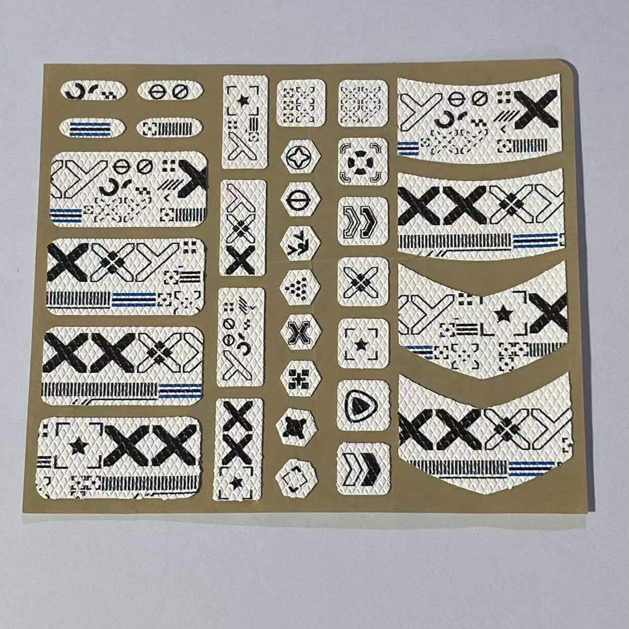 Applicable Logitech G102 anti-slip stickers, wear-resistant and sweat-absorbing g502x mouse stickers, polyurethane mouse anti-slip stickers gpw2 Application Scenario