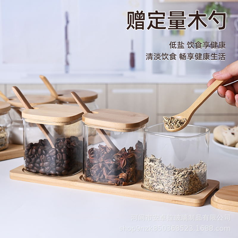 Wholesale glass square wooden spoon storage jars, square glass seasoning jars, transparent candy and food storage sealed jars full figure