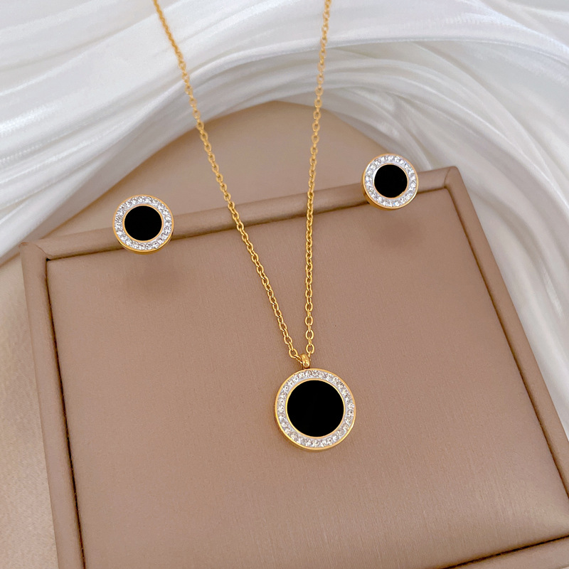 【 All-titanium Steel 】 Round agate style, minimalist style, real gold necklace inside the furnace, women's ins collarbone chain full figure