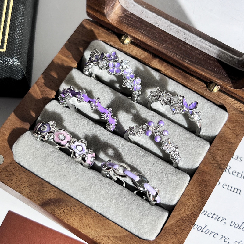 French gentle enamel purple flower forest-themed sweet and cool ring, a unique, exquisite and high-end light luxury fashion ring for women Specification drawing