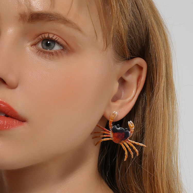 European and American exaggerated and unique crab earrings, necklace sets, ins retro and cute animal earrings and accessories for women wholesale full figure