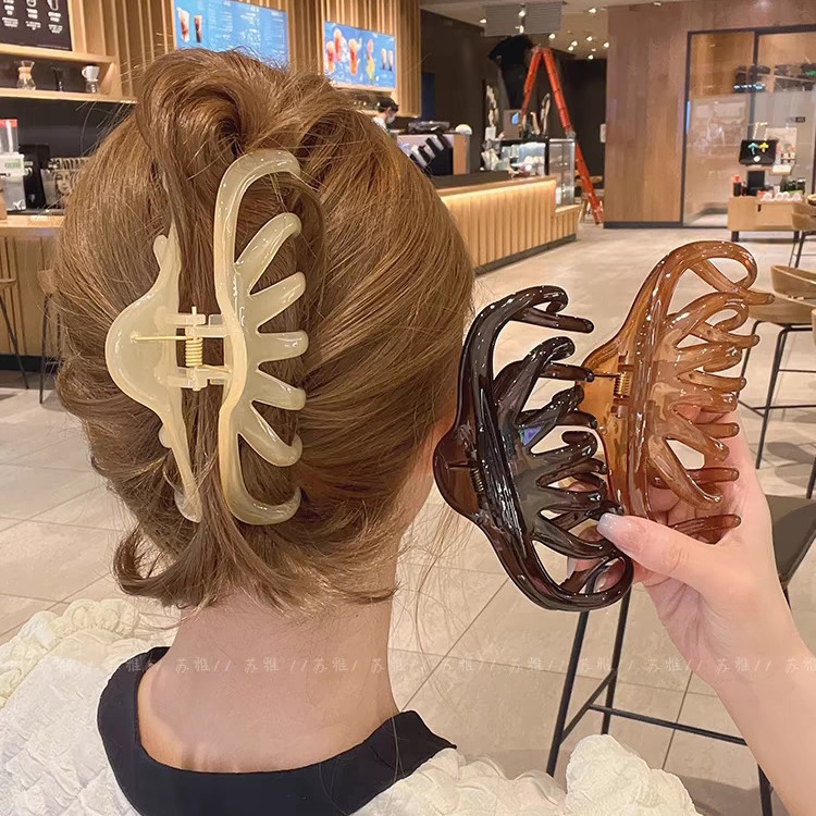 Acrylic large pumpkin gripper, spring and summer casual style hair clip, women's hair volume, breathable back of the head, shark clip full figure