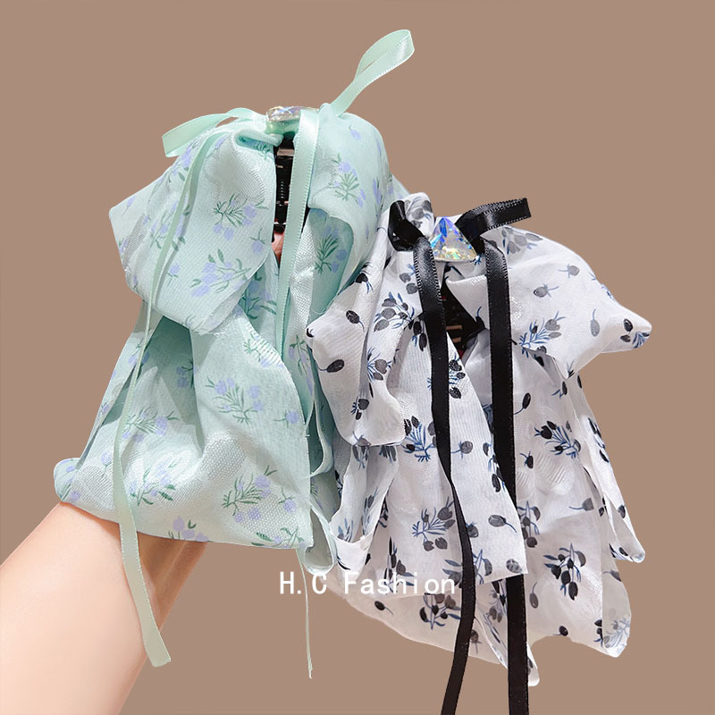 High-end and ethereal chiffon floral ribbon hair clips, elegant ponytail grab clip at the back of the head, semi-tied hair clip accessories details Picture