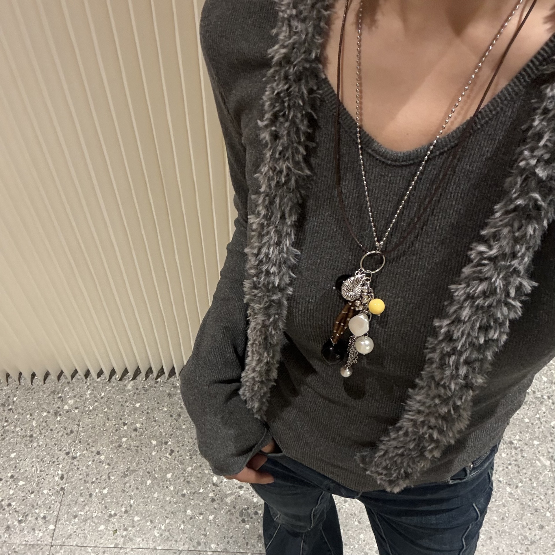 Utopia Series Metal conch tassel long necklace, niche design pearl sweater chain, versatile double-layer necklace Specification drawing