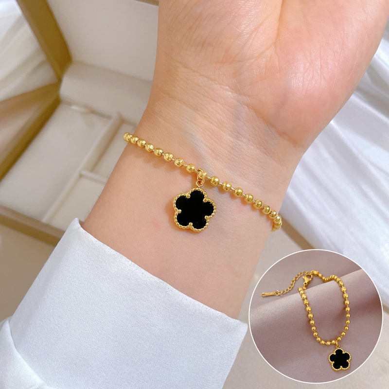 【 All-titanium Steel 】 Dongdaemun's unique and elegant forest-themed cold style five-leaf clover round bead bracelet, a retro female Internet celebrity full figure