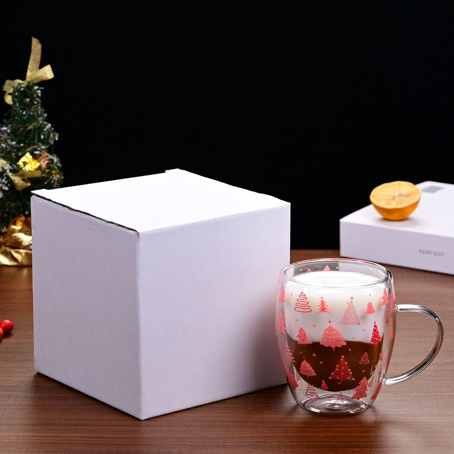 Cross-border American Christmas office pink Christmas tree, home double-layer insulated high boron glass cup, Internet celebrity style Application Scenario