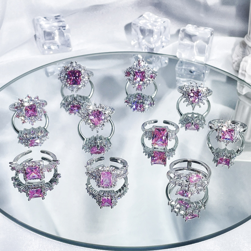 A high-end, light luxury pink diamond heart-shaped zircon open ring for women, a French sweet, cool, fashionable and elegant, exquisite and individual ring details Picture