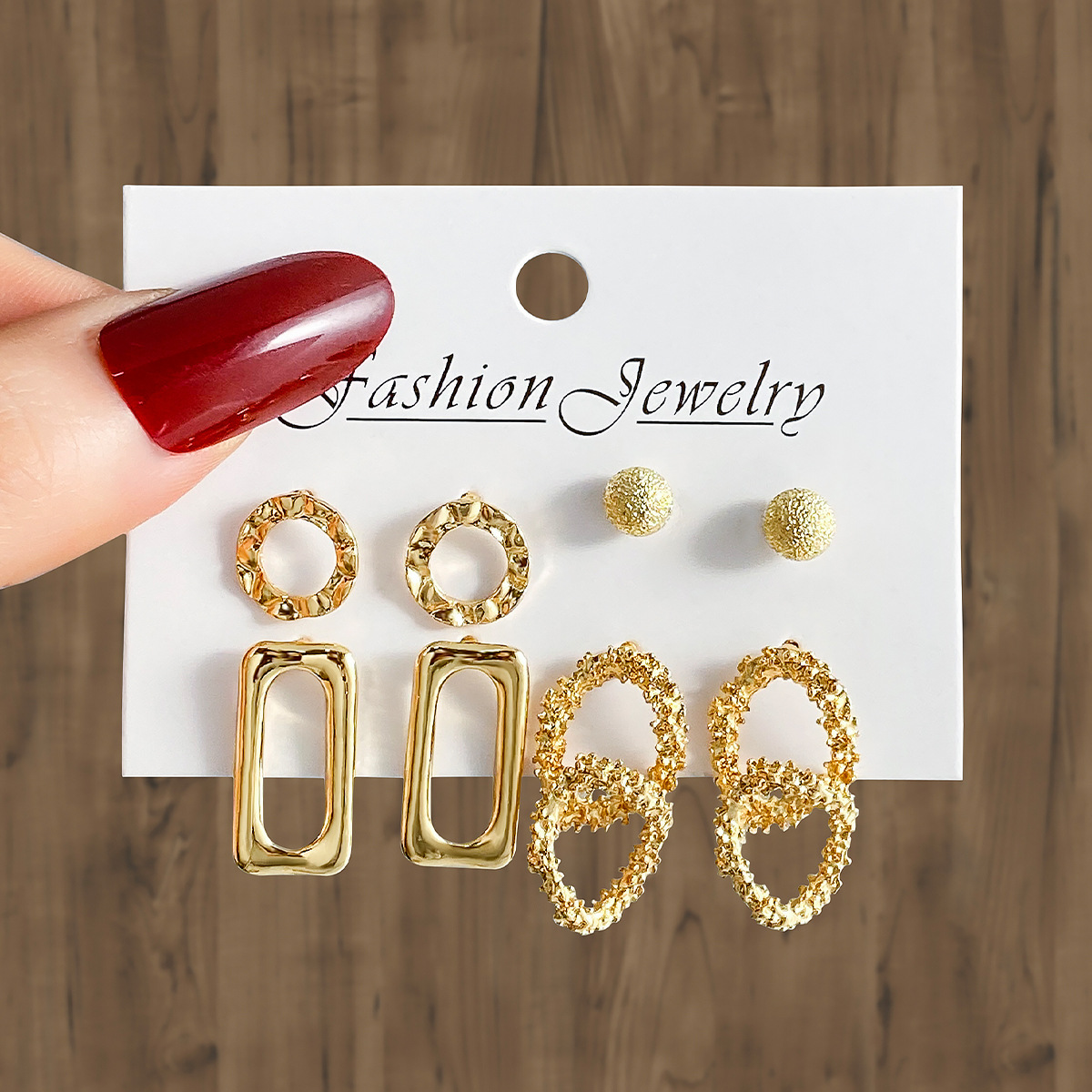 European and American cross-border geometric shape metal women's earring set, 4-piece set, round stud earrings, high-end earrings wholesale full figure