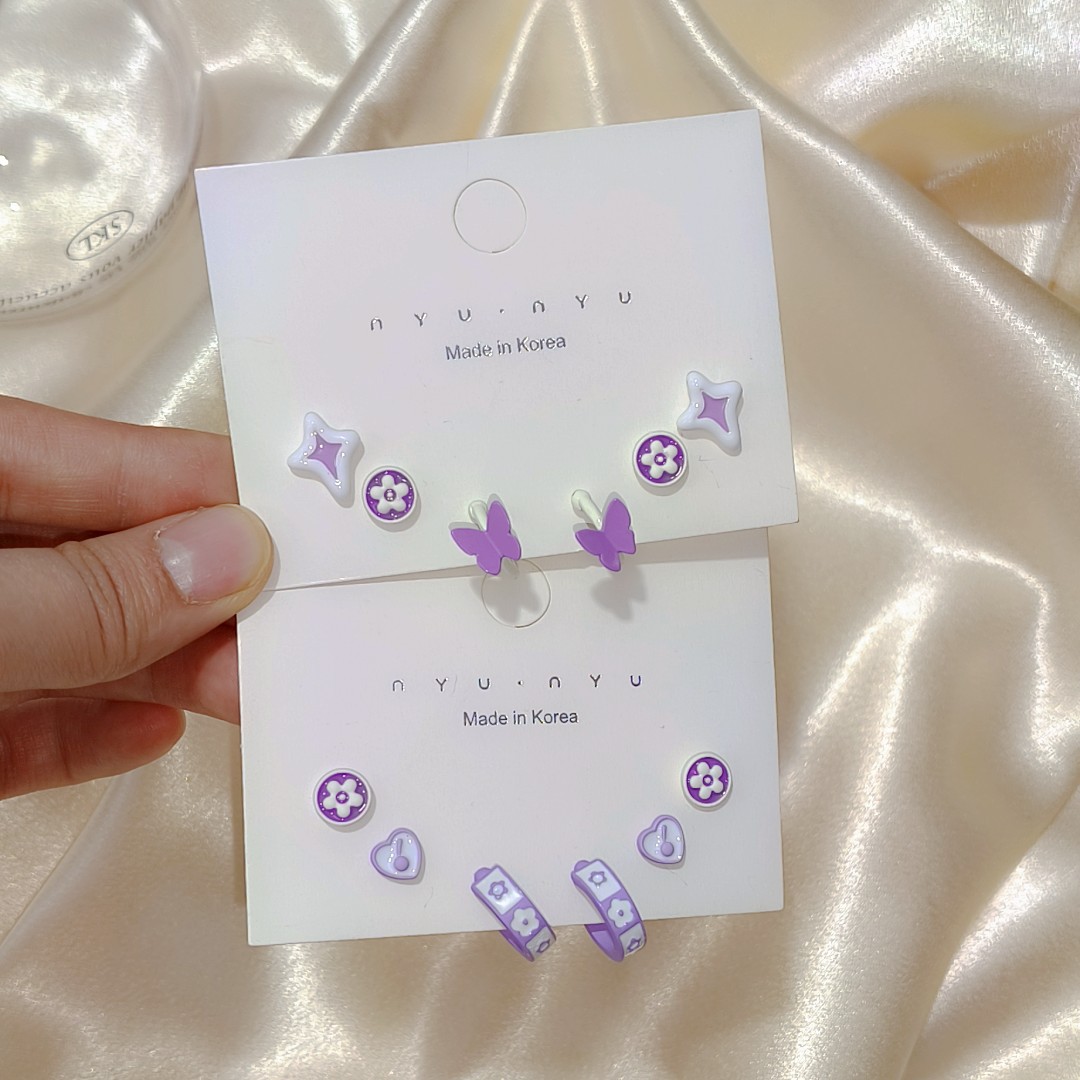 The enchanting purple three-piece set of stud earrings is a versatile and gentle, sweet, and niche design set of earrings and earrings Specification drawing