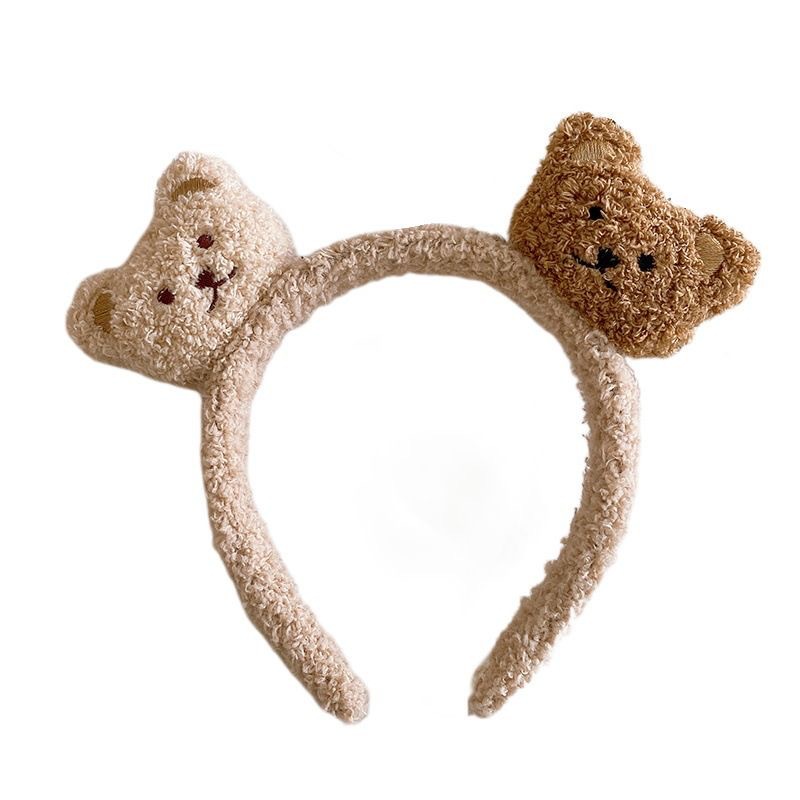 A cute coffee-colored bear plush hairband for girls. Wash your face and apply a mask. Bangs fix and press your hair. Cartoon headband, hairpin and hair accessory Item Picture