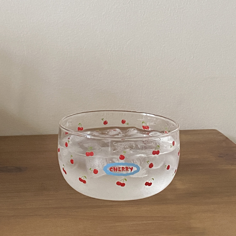 Cute and girlish red cherry dessert bowl, niche Korean ins high-temperature resistant glass bowl, yogurt cup breakfast bowl Application Scenario