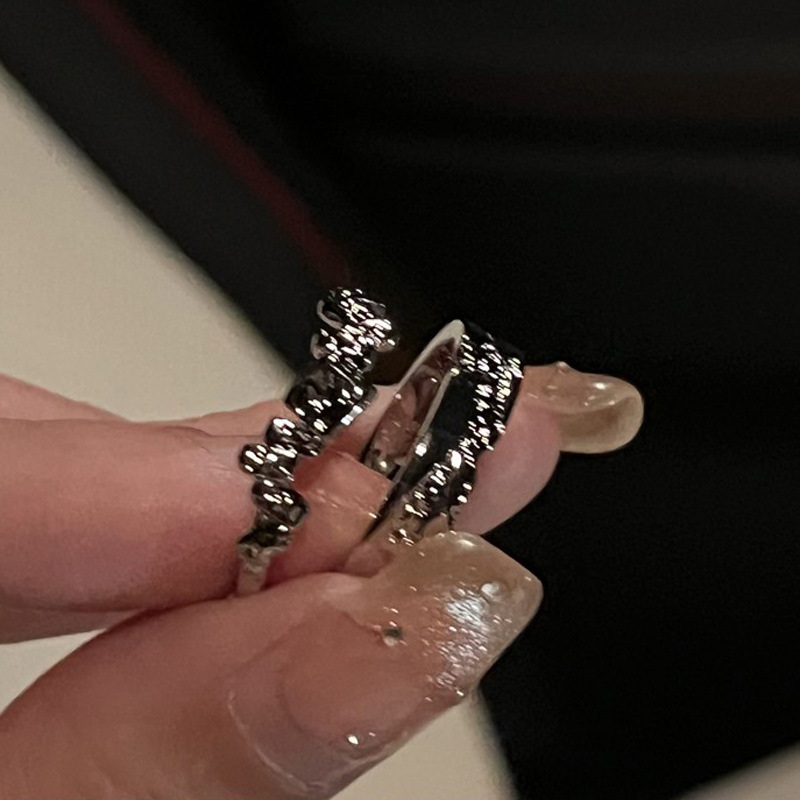 Trendy and versatile open ring, sweet and cool cool ring for women, simple and individual style, niche ins index finger ring full figure