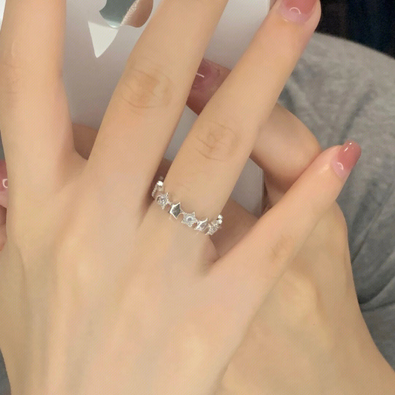 Minimalist, exquisite and light luxury star zircon ring for women, inS-style niche design, high-end and versatile open index finger ring details Picture