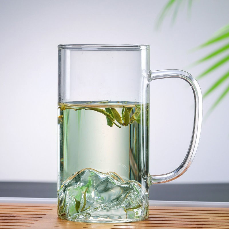 In-stock popular mountain-viewing cup, high-temperature resistant, handle glass cup, water cup, creative large capacity, round crystal full figure