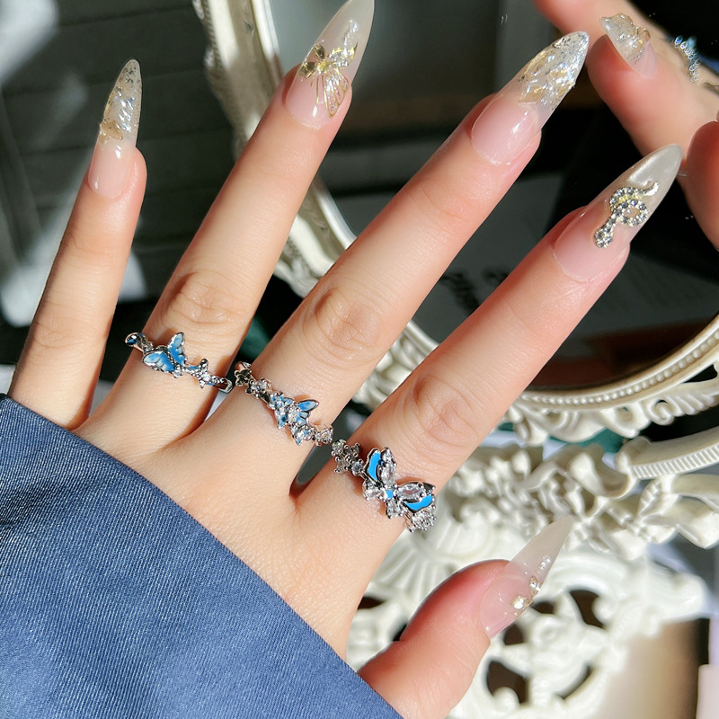 New best-selling, niche design blue butterfly couple rings for women, light luxury, individual and fashionable gradient butterfly best friend rings Specification drawing