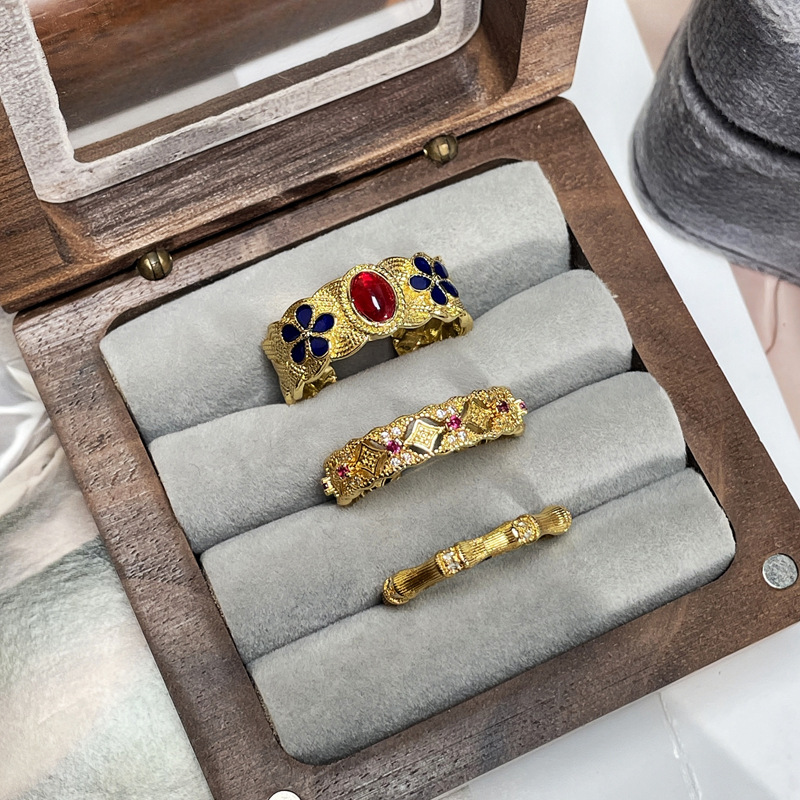 A retro gold enamel bamboo ring with a court style, a fashionable and high-end index finger ring for women, a new Chinese-style autumn and winter ring Specification drawing