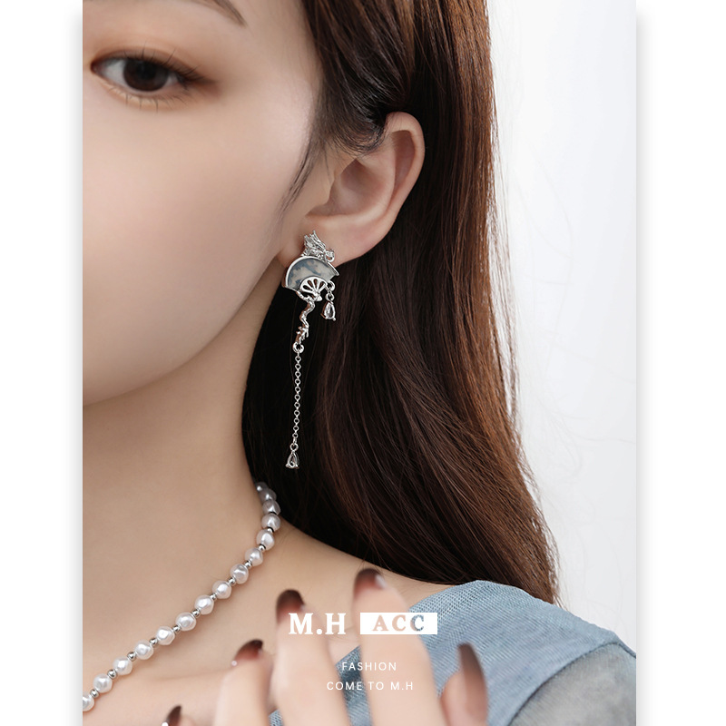 New Chinese-style national trend dragon fan earrings, silver needle, high-end retro earrings, Chinese-style trendy and elegant earrings wholesale details Picture