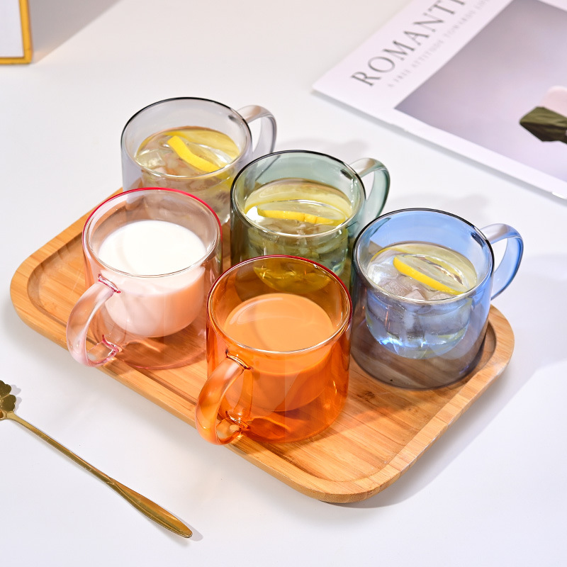 Wholesale simple and colorful double-layered glass cups, thickened high borosilicate glass coffee cups with handles and anti-scald drinking cups Application Scenario