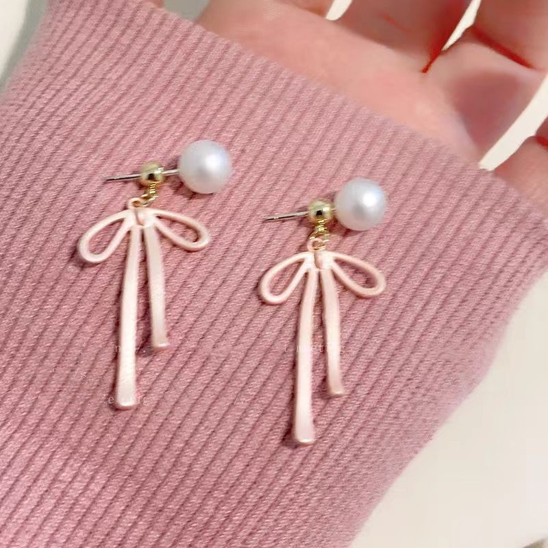Pink bow double-wear pearl stud earrings, unique back-hanging earrings for girls in summer, with a light luxury and high-end feel Application Scenario