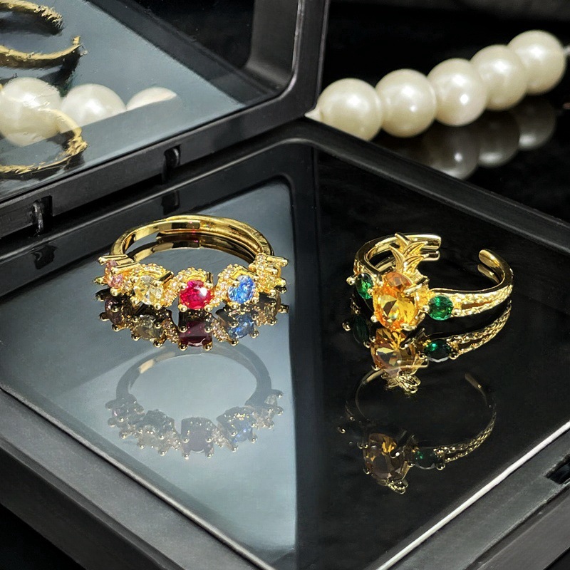 Light luxury court-style colored gemstone, high-end open ring, women's niche design, elegant pineapple sweet cool exquisite index finger ring Application Scenario