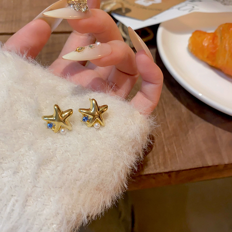 Super ethereal and elegant star stud earrings for women, small and simple pearl earrings with ear piercings, S925 silver needle best-selling earrings wholesale Specification drawing