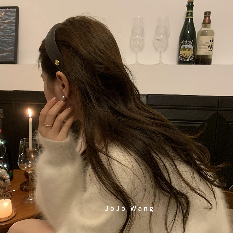Chinese-style hardware buckle, retro velvet hairband, a woman's high-end feel, simple hair clip for washing face when going out, Korean headband hair accessory details Picture